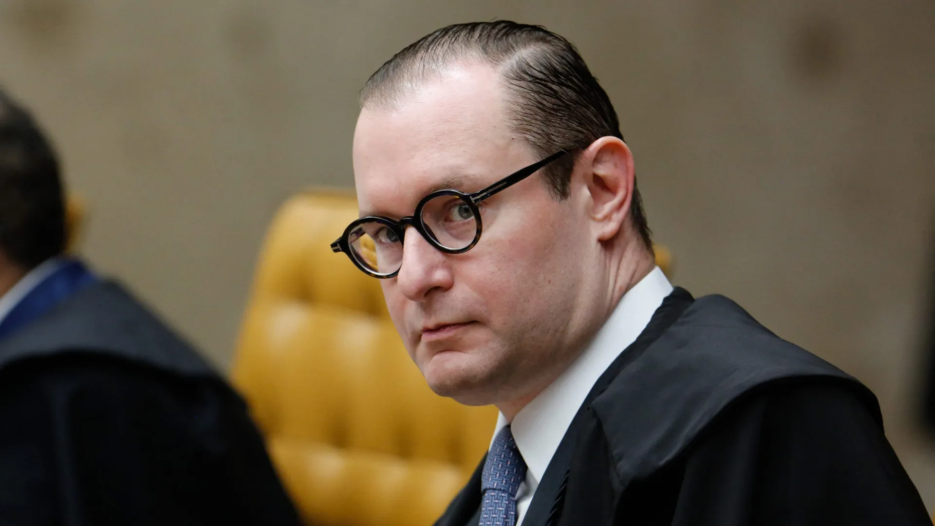 Zanin diz que veto a celulares em julgamento no STF foi medida excepcional