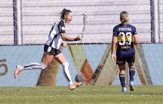Corinthians goleia Boca Juniors e vai à semi da Libertadores Feminina